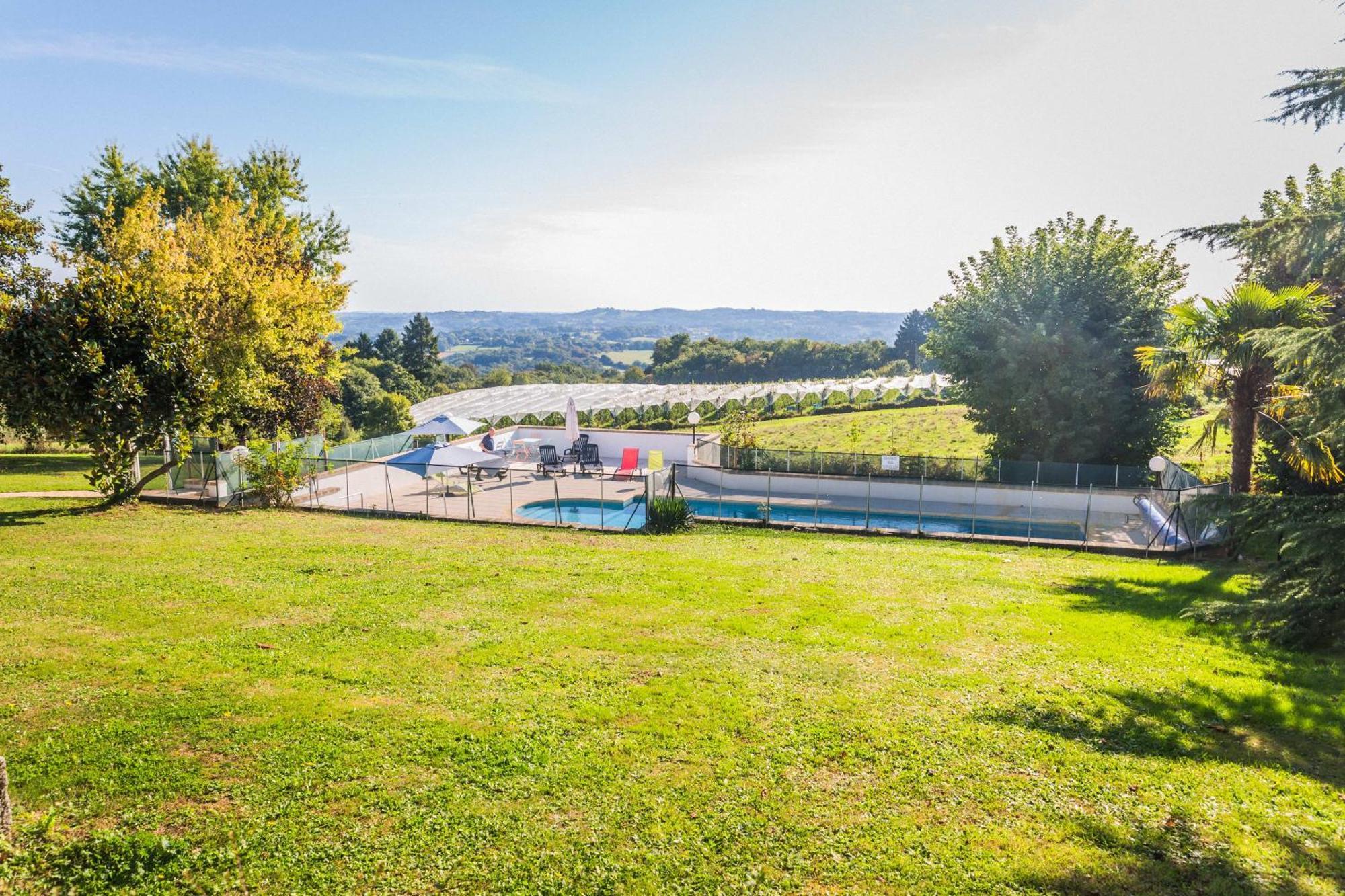 فندق Relais Du Bas Limousin Sadroc المظهر الخارجي الصورة